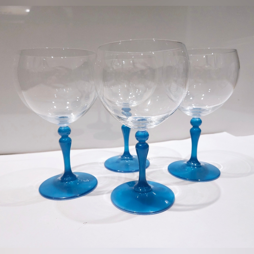 wine glasses